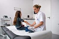 Onderzoektafelpapier Euro Products 2-laags 50cmx100m 250 vel wit 138052-1