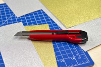 Snijmes Westcott premium 18mm met schuifsluiting rood-3