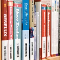 Labeltape Dymo LabelManager D1 polyester 19mm zwart op wit 10 stuks-12